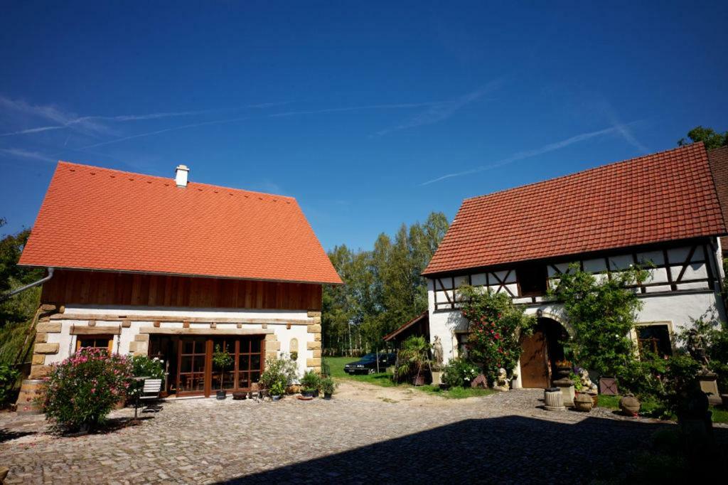 Obere Muehle - Scheunenwohnung Mitten Im Gruenen Baunach Exteriör bild